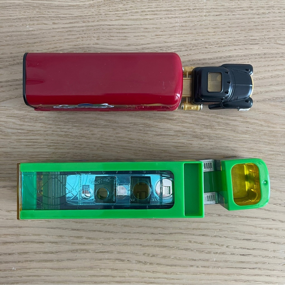 Hot Wheels Team truck trailer with car bundle set of 2 - Picture 5 of 5